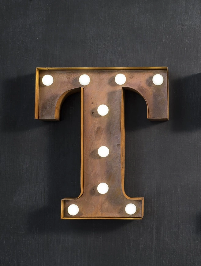 Настенный декор буква "T" с подсветкой LED, 2 цвета  в Москве